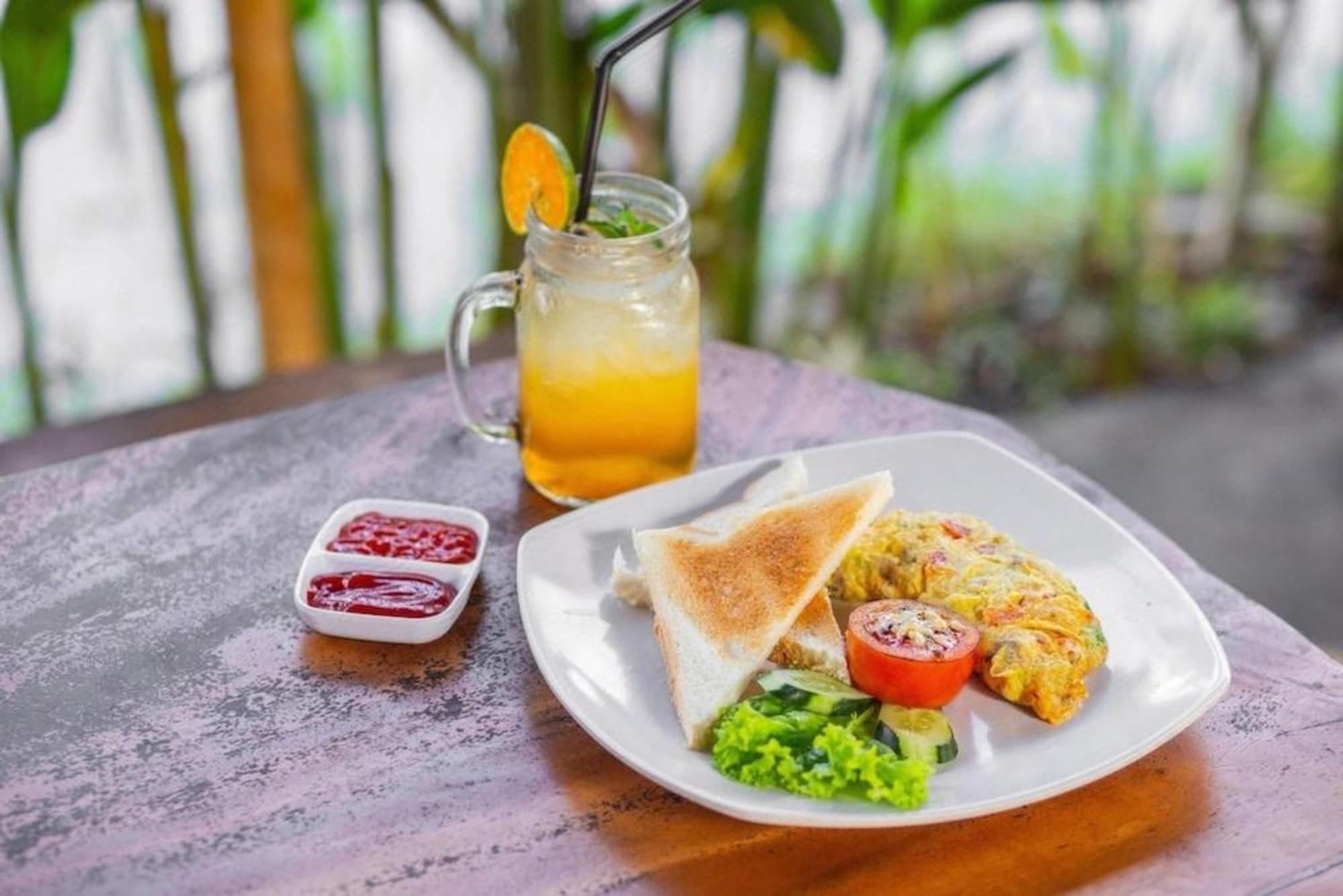Oyo 1207 Pondok 789 Near Canggu Echo Beach Exteriör bild