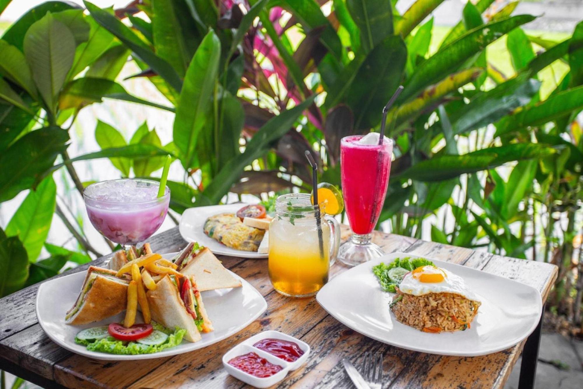 Oyo 1207 Pondok 789 Near Canggu Echo Beach Exteriör bild
