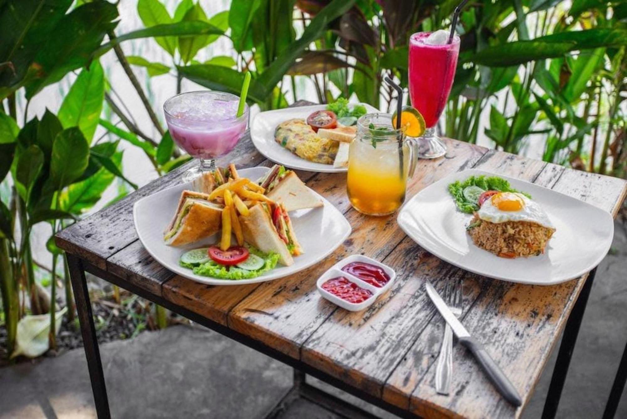 Oyo 1207 Pondok 789 Near Canggu Echo Beach Exteriör bild