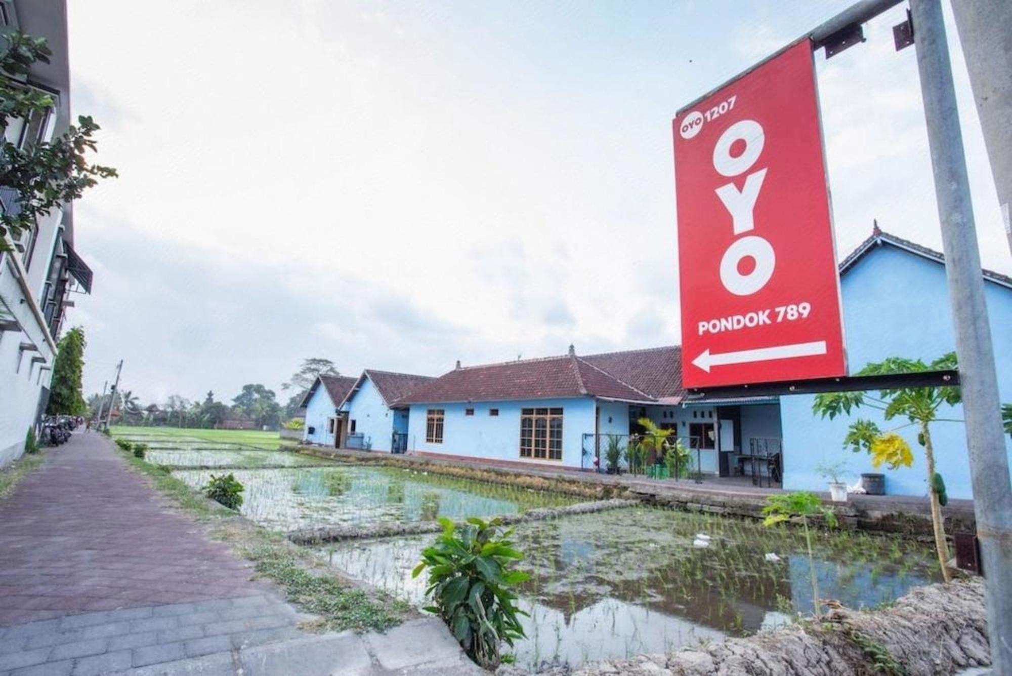 Oyo 1207 Pondok 789 Near Canggu Echo Beach Exteriör bild