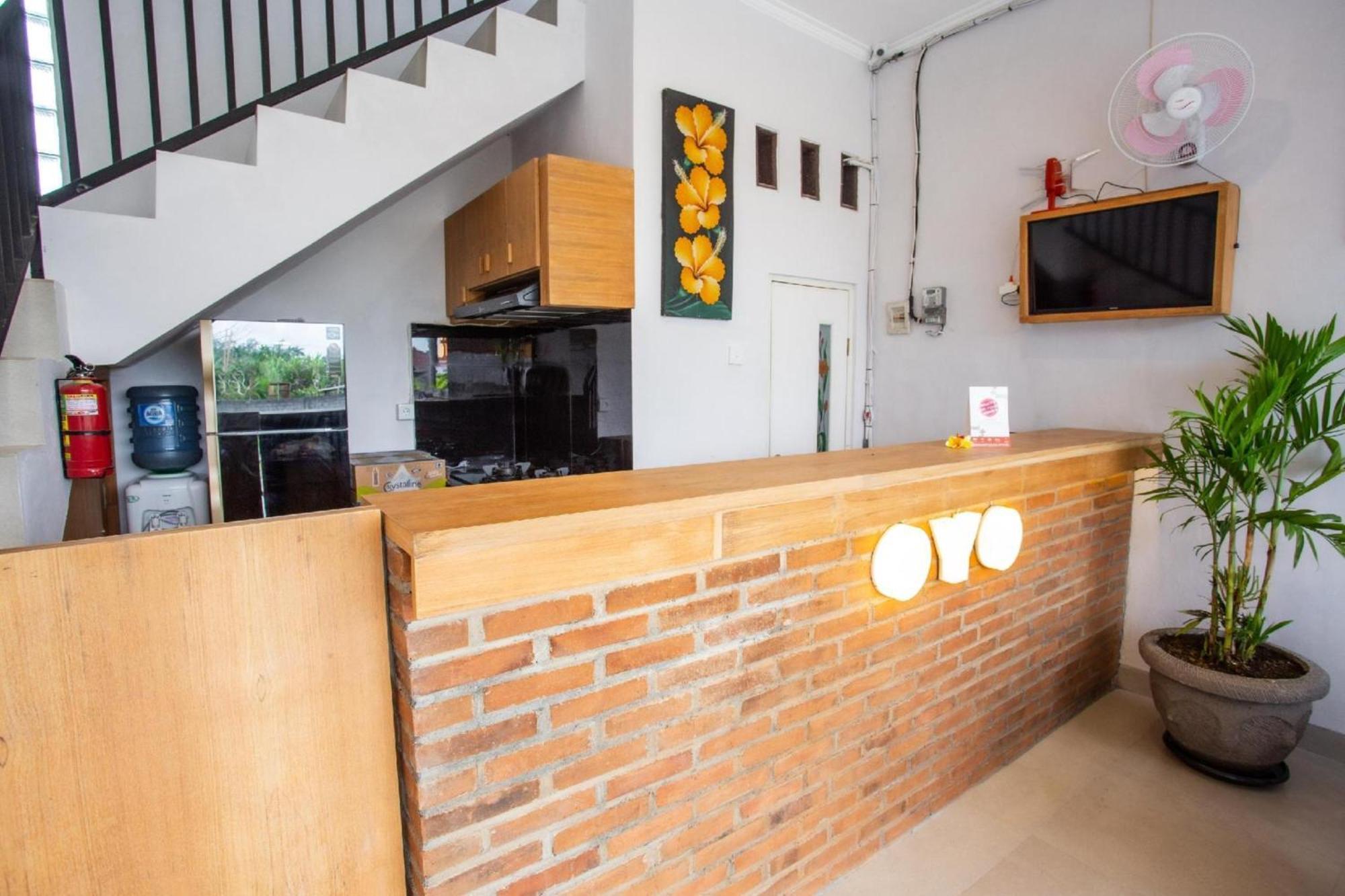 Oyo 1207 Pondok 789 Near Canggu Echo Beach Exteriör bild