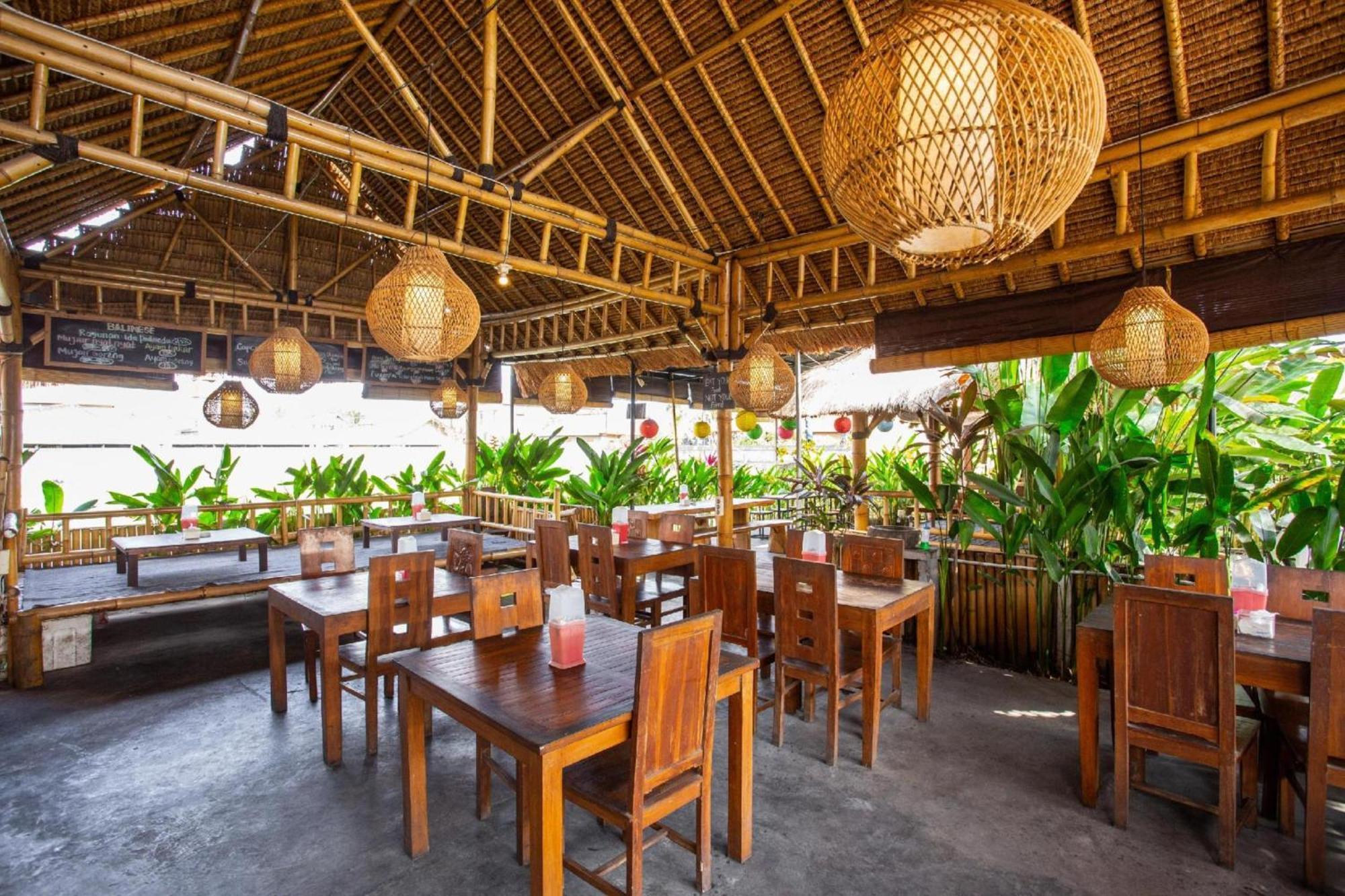 Oyo 1207 Pondok 789 Near Canggu Echo Beach Exteriör bild